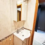 Lägenhet - Spacious Designer In