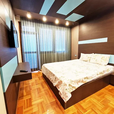 - Spacious Designer In Apartman Sztara Zagora
