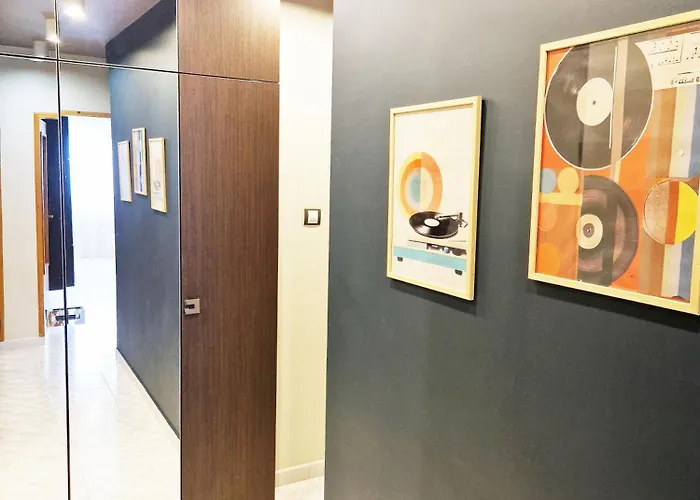 - Spacious Designer In * Stara Zagora